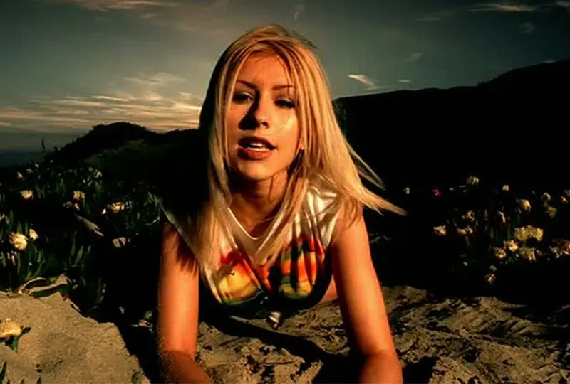 Genie In A Bottle (Christina Aguilera)